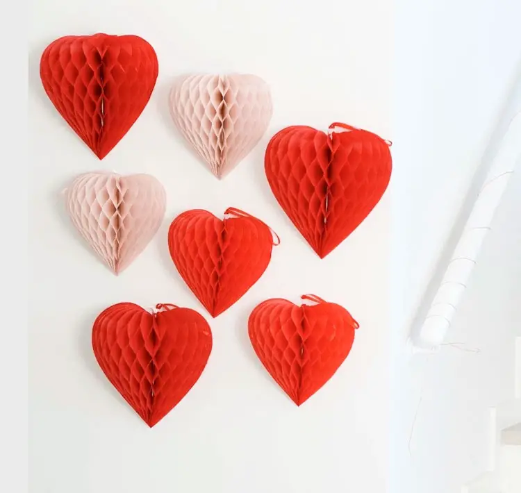 Decoração de Parede com Molde de Coração 3D