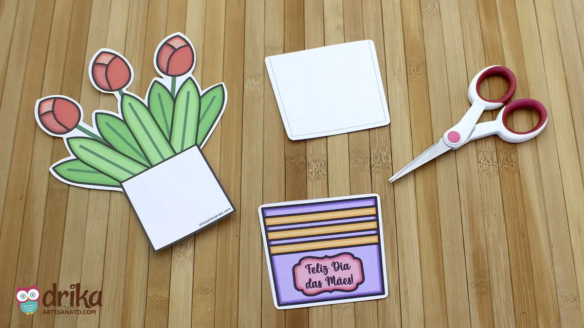 Cartão para o Dia das Mães com Vaso de Flores