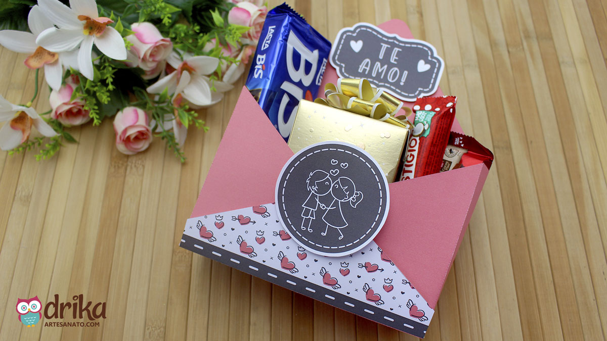 Caixa Envelope Dia dos Namorados com Kit de Chocolates