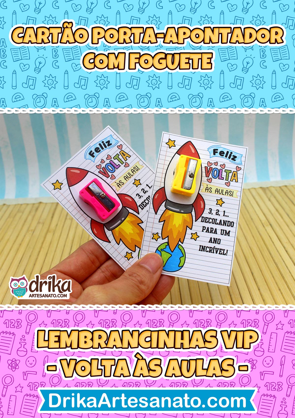 Mão segurando dois cartões porta-apontador de foguete, um rosa e um amarelo, com a frase 'Decolando para um ano incrível'